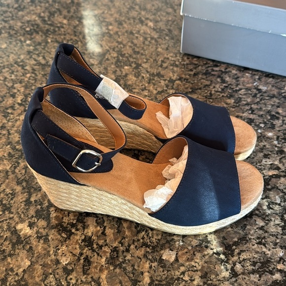 Style & Co seleeney navy espadrilles wedge open toe sandals NIB 8W - Picture 4 of 8